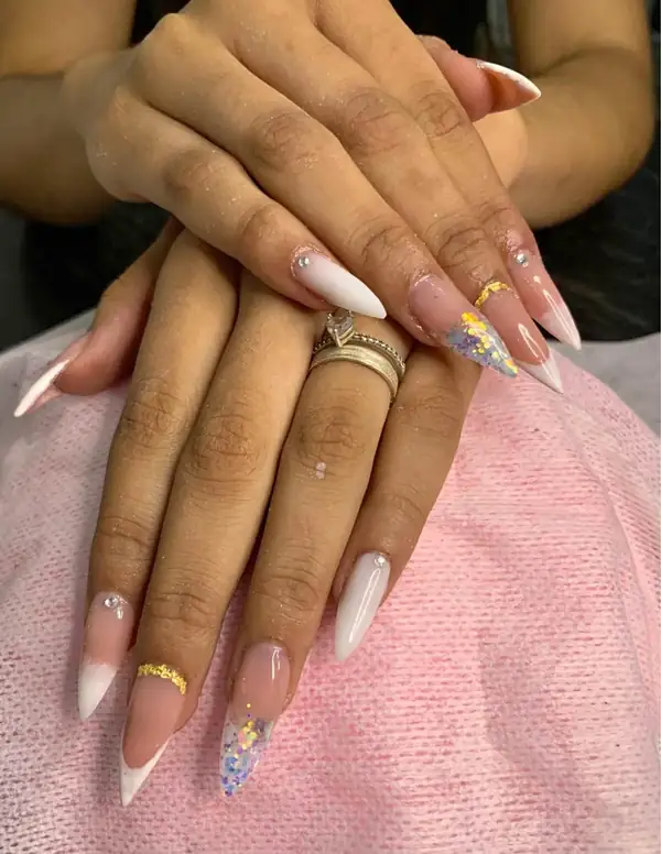 Unhas decoradas feitas na esmalteria